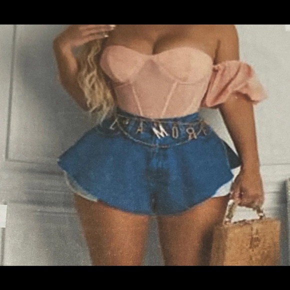 Flare Ma Away shorts - Picture 3 of 3